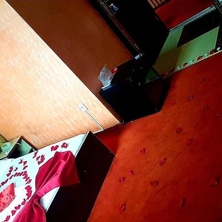 Asia Hotel Targu Jiu Ngoại thất bức ảnh