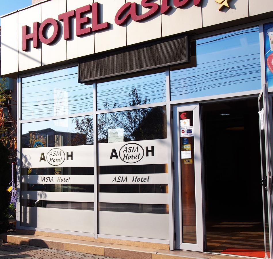 Asia Hotel Targu Jiu Ngoại thất bức ảnh